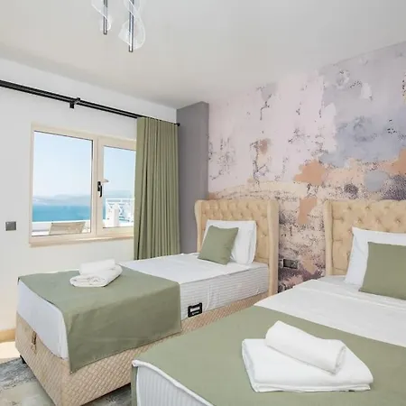 Front Super Boss 1 Villa