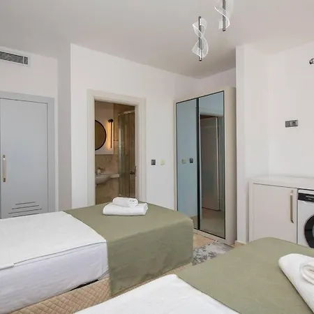 Front Super Vılla Boss 1