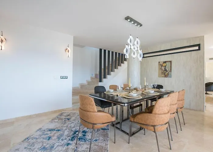 Villa Front Super Vılla Boss 1