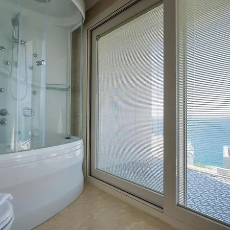 Front Super Boss 1 博德鲁姆