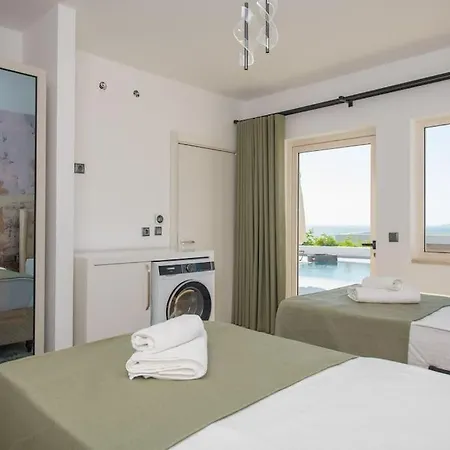 Front Super Boss 1 빌라