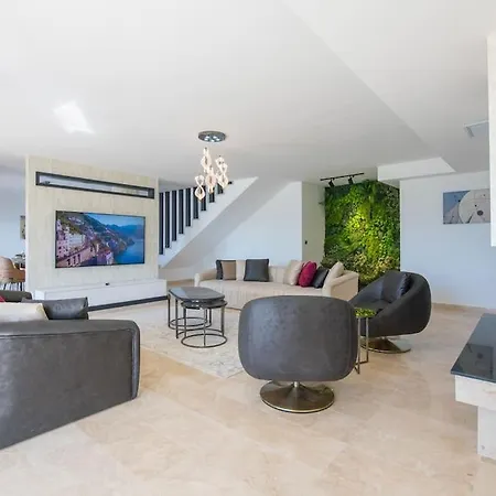 Villa Front Super Boss 1 Bodrum