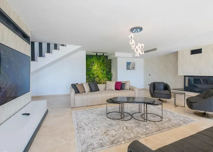 Villa Front Super Boss 1 *