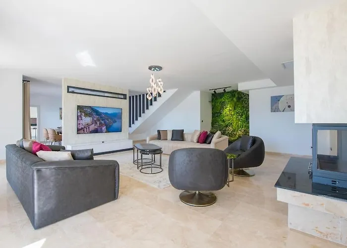 Villa Front Super Boss 1 Bodrum